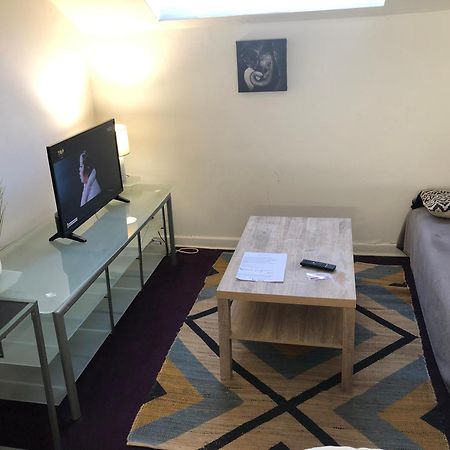 Le Victor Hugo 4 D Et Sa Pizza Offerte Appartement Aurillac Buitenkant foto
