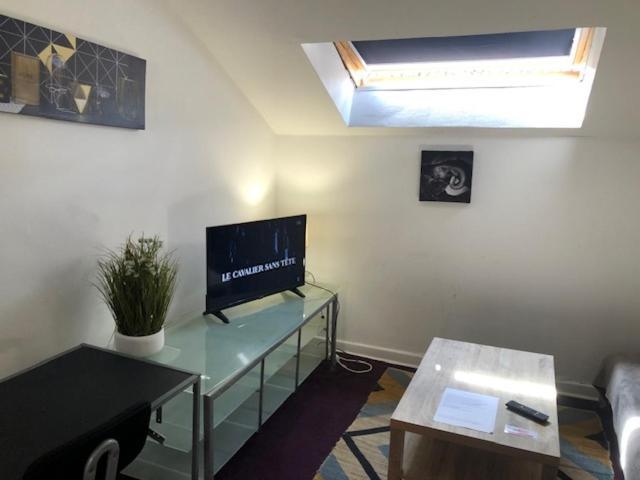 Le Victor Hugo 4 D Et Sa Pizza Offerte Appartement Aurillac Buitenkant foto