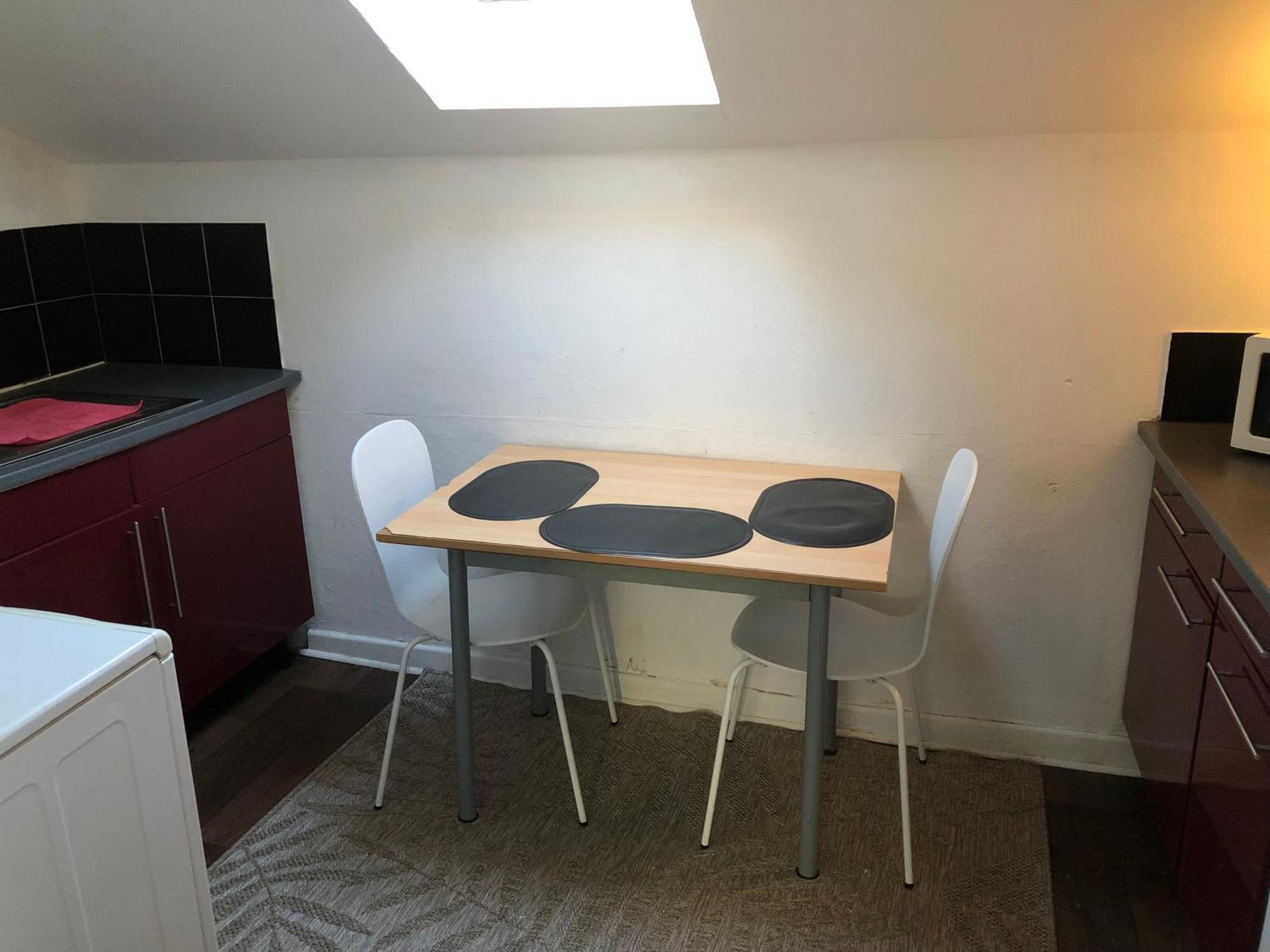 Le Victor Hugo 4 D Et Sa Pizza Offerte Appartement Aurillac Buitenkant foto